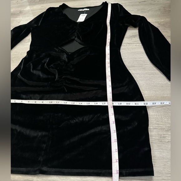 Beautiful Abercrombie & Fitch size XL NWT velvet dress cocktail dress night out - Picture 5 of 6